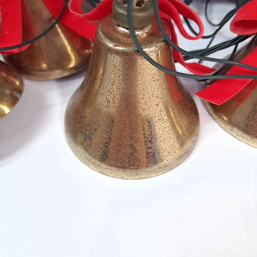 Mr Christmas BELLS OF CHRISTMAS 10 Lighted Musical Brass Bells 21 Carols 1992